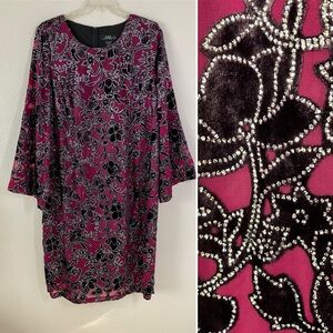 MIDNIGHT VELVET Burnout Velvet Floral Bell‑Sleeve Midi Dress Party Magenta  18W